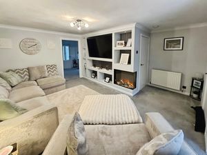 Photo 9- click for photo gallery